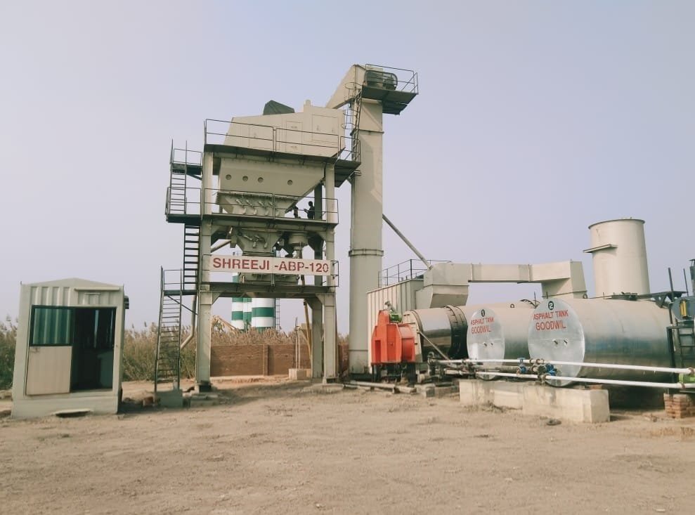 BATCH TYPE ASPHALT HOT MIX PLANT